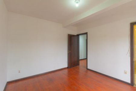 Casa à venda com 460m², 4 quartos e 2 vagas Casa à venda com 460m², 4 quartos e 2 vagasSuíte