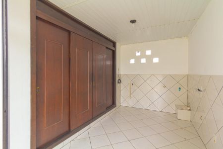 Casa à venda com 460m², 4 quartos e 2 vagas Casa à venda com 460m², 4 quartos e 2 vagasÁrea de Serviço