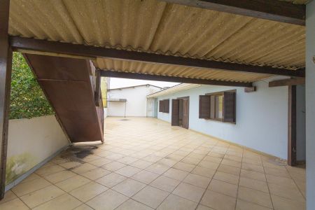 Casa à venda com 460m², 4 quartos e 2 vagas Casa à venda com 460m², 4 quartos e 2 vagasVista do Quarto 2