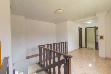 Casa à venda com 460m², 4 quartos e 2 vagas Casa à venda com 460m², 4 quartos e 2 vagasSala