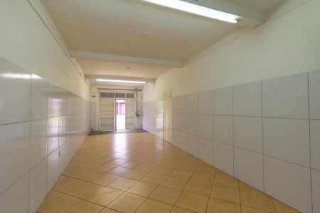 Casa à venda com 460m², 4 quartos e 2 vagas Casa à venda com 460m², 4 quartos e 2 vagasGaragem