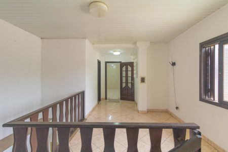 Casa à venda com 460m², 4 quartos e 2 vagas Casa à venda com 460m², 4 quartos e 2 vagasSala