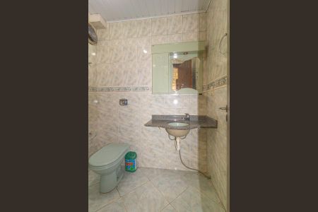 Casa à venda com 460m², 4 quartos e 2 vagas Casa à venda com 460m², 4 quartos e 2 vagasBanheiro Social