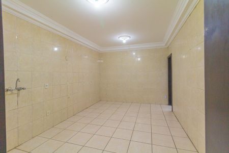 Casa à venda com 460m², 4 quartos e 2 vagas Casa à venda com 460m², 4 quartos e 2 vagasCozinha