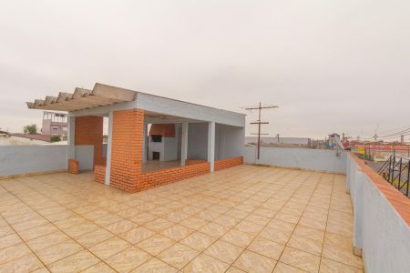 Casa à venda com 460m², 4 quartos e 2 vagas Casa à venda com 460m², 4 quartos e 2 vagasTerraço