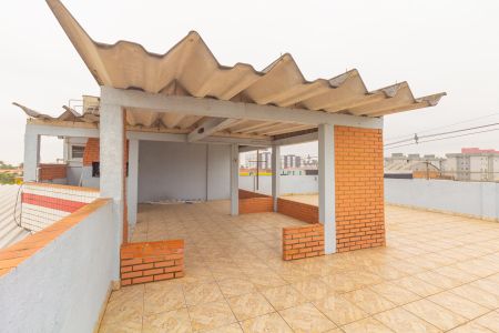 Casa à venda com 460m², 4 quartos e 2 vagas Casa à venda com 460m², 4 quartos e 2 vagasTerraço