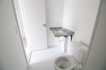 Apartamento à venda com 63m², 2 quartos e 1 vagaBanheiro da Suíte 2