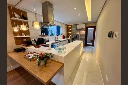 Casa à venda com 300m², 3 quartos e 2 vagas Casa à venda com 300m², 3 quartos e 2 vagasFoto 35