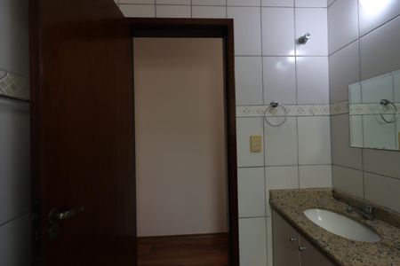 Apartamento à venda com 84m², 3 quartos e 2 vagasBanheiro Social