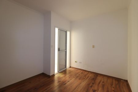 Apartamento à venda com 84m², 3 quartos e 2 vagasQuarto 2