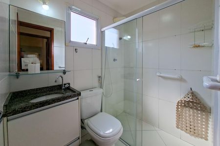 Apartamento para alugar com 95m², 3 quartos e 1 vaga Apartamento para alugar com 95m², 3 quartos e 1 vagaBanheiro da Suíte