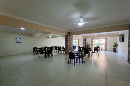 Apartamento para alugar com 95m², 3 quartos e 1 vaga Apartamento para alugar com 95m², 3 quartos e 1 vagaÁrea comum - Salão de festas