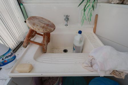 Apartamento à venda com 70m², 2 quartos e sem vaga Apartamento à venda com 70m², 2 quartos e sem vagaÁrea de serviço