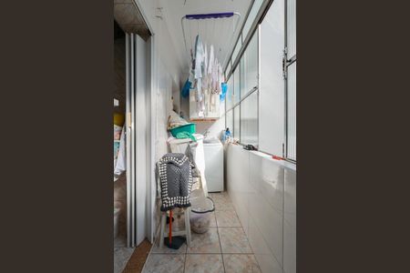 Apartamento à venda com 70m², 2 quartos e sem vaga Apartamento à venda com 70m², 2 quartos e sem vagaÁrea de serviço