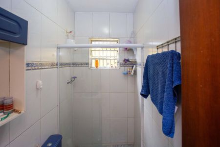 Casa à venda com 100m², 3 quartos e 4 vagasBanheiro Social 2