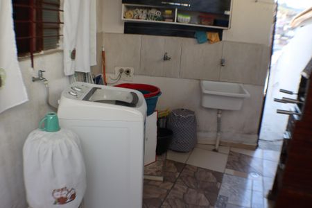 Casa para alugar com 176m², 2 quartos e 2 vagasÁrea de Serviço