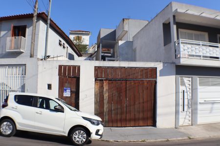 Casa para alugar com 176m², 2 quartos e 2 vagasFachada