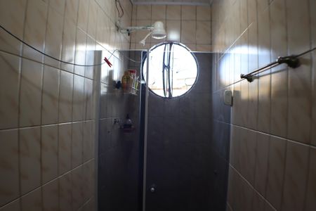 Casa para alugar com 176m², 2 quartos e 2 vagasBanheiro