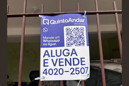 Casa à venda com 180m², 4 quartos e 2 vagas Casa à venda com 180m², 4 quartos e 2 vagasPlaca