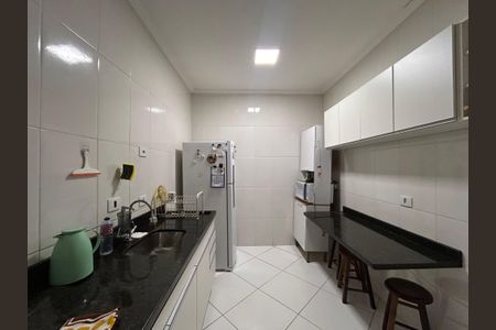Casa à venda com 180m², 4 quartos e 2 vagas Casa à venda com 180m², 4 quartos e 2 vagasCozinha - Casa 1