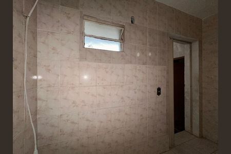 Casa à venda com 180m², 4 quartos e 2 vagas Casa à venda com 180m², 4 quartos e 2 vagasBanheiro 3 - Casa 2