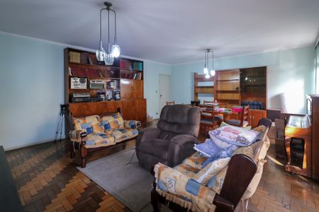 Apartamento à venda com 187m², 4 quartos e 1 vaga Apartamento à venda com 187m², 4 quartos e 1 vagaSala