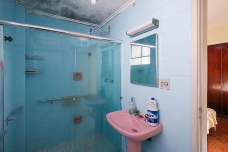 Apartamento à venda com 187m², 4 quartos e 1 vaga Apartamento à venda com 187m², 4 quartos e 1 vagaBanheiro da Suíte