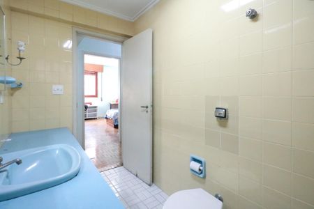 Apartamento à venda com 187m², 4 quartos e 1 vaga Apartamento à venda com 187m², 4 quartos e 1 vagaBanheiro Social 1