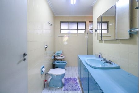 Apartamento à venda com 187m², 4 quartos e 1 vaga Apartamento à venda com 187m², 4 quartos e 1 vagaBanheiro Social 1