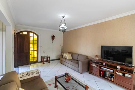 Casa à venda com 222m², 3 quartos e 4 vagasSala