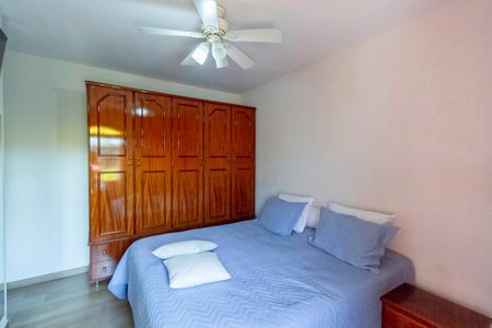 Casa à venda com 222m², 3 quartos e 4 vagasSuíte