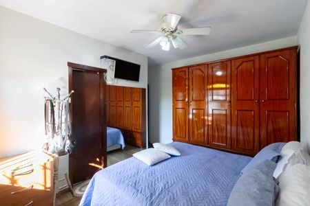 Casa à venda com 222m², 3 quartos e 4 vagasSuíte