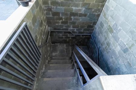 Casa à venda com 222m², 3 quartos e 4 vagasEscada