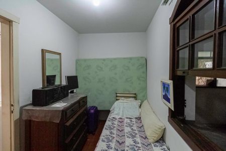 Casa à venda com 222m², 3 quartos e 4 vagasQuarto de serviço