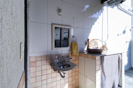 Casa à venda com 222m², 3 quartos e 4 vagasLavabo