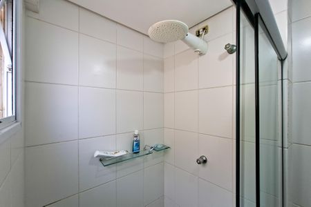 Apartamento para alugar com 68m², 2 quartos e 2 vagas Apartamento para alugar com 68m², 2 quartos e 2 vagasBanheiro da Suíte