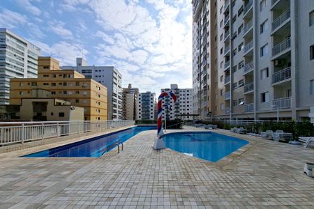 Apartamento para alugar com 68m², 2 quartos e 2 vagas Apartamento para alugar com 68m², 2 quartos e 2 vagasÁrea comum - Piscina