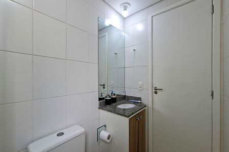 Apartamento para alugar com 68m², 2 quartos e 2 vagas Apartamento para alugar com 68m², 2 quartos e 2 vagasBanheiro da Suíte