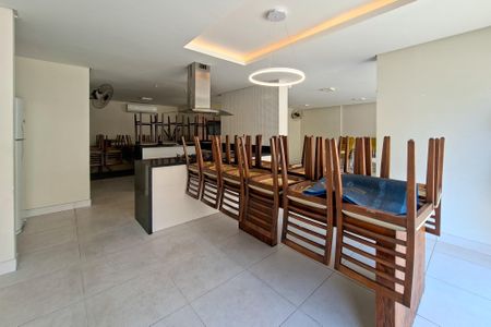 Apartamento para alugar com 68m², 2 quartos e 2 vagas Apartamento para alugar com 68m², 2 quartos e 2 vagasÁrea comum - Salão de festas