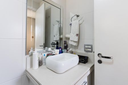 Apartamento à venda com 70m², 3 quartos e 1 vagaBanheiro do Quarto 1