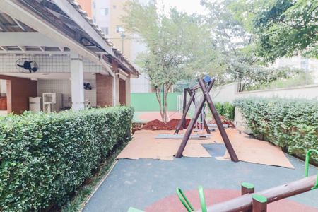Apartamento à venda com 120m², 3 quartos e 2 vagas Apartamento à venda com 120m², 3 quartos e 2 vagasÁrea comum - Playground