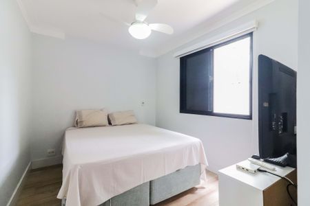 Apartamento à venda com 120m², 3 quartos e 2 vagas Apartamento à venda com 120m², 3 quartos e 2 vagas Suíte