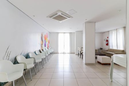 Apartamento à venda com 120m², 3 quartos e 2 vagas Apartamento à venda com 120m², 3 quartos e 2 vagasÁrea comum - Salão de festas