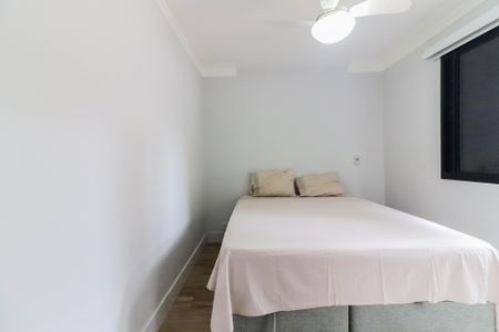 Apartamento à venda com 120m², 3 quartos e 2 vagas Apartamento à venda com 120m², 3 quartos e 2 vagas Suíte