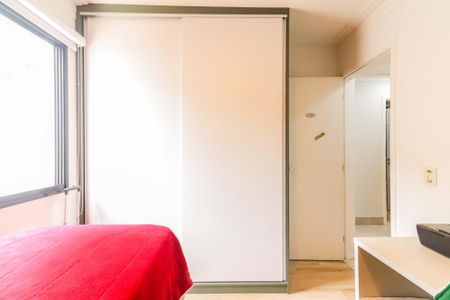 Apartamento à venda com 120m², 3 quartos e 2 vagas Apartamento à venda com 120m², 3 quartos e 2 vagasQuarto 2