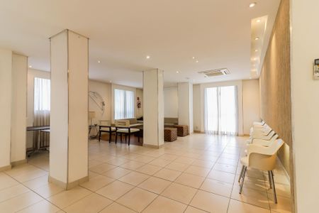 Apartamento à venda com 120m², 3 quartos e 2 vagas Apartamento à venda com 120m², 3 quartos e 2 vagasÁrea comum - Salão de festas