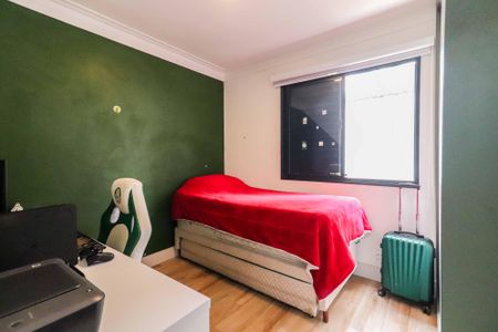 Apartamento à venda com 120m², 3 quartos e 2 vagas Apartamento à venda com 120m², 3 quartos e 2 vagasQuarto 2