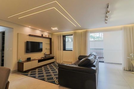 Apartamento à venda com 120m², 3 quartos e 2 vagas Apartamento à venda com 120m², 3 quartos e 2 vagasSala