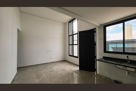 Casa à venda com 85m², 3 quartos e 2 vagas Casa à venda com 85m², 3 quartos e 2 vagasSala/Cozinha