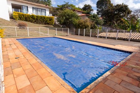 Casa de condomínio à venda com 350m², 4 quartos e 15 vagasPiscina